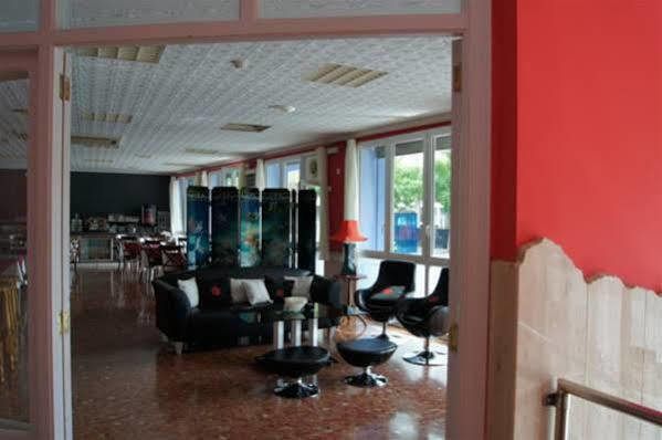 Hostal Comercio Дения Екстериор снимка
